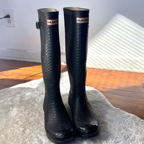 Hunter Black Embossed Original Tall Waterproof Boots Sz 7 - Picture 6 of 13
